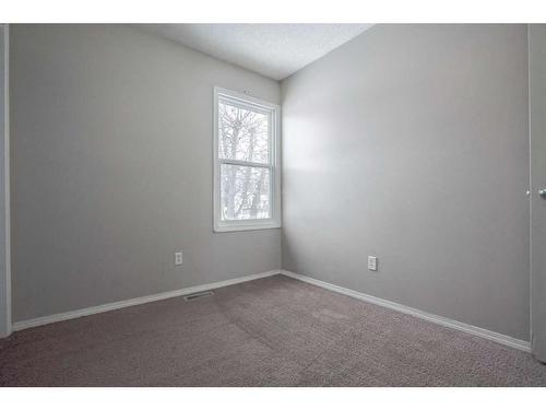 7414 98A St, Peace River, AB - Indoor Photo Showing Other Room