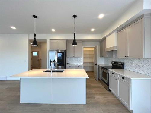 206-11850 84 Avenue, Grande Prairie, AB - Indoor Photo Showing Kitchen