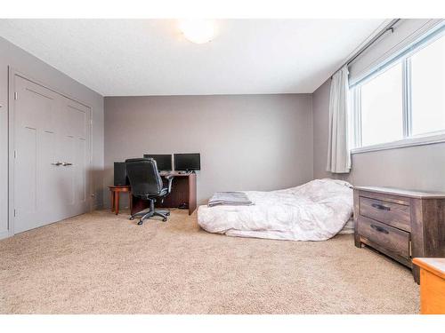 6934 115B Street, Grande Prairie, AB - Indoor Photo Showing Bedroom