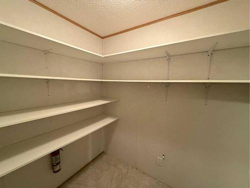 10117 100 Street, Nampa, AB - Indoor With Storage