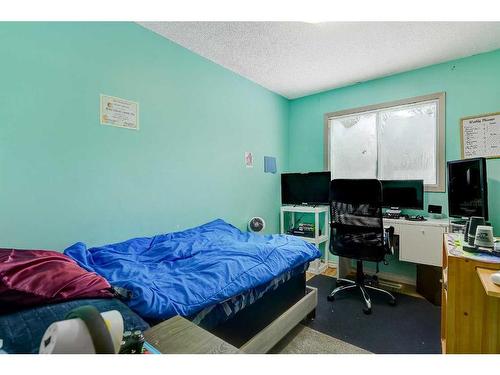 8612-100 Street, Grande Prairie, AB - Indoor Photo Showing Bedroom