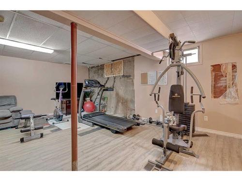 8612-100 Street, Grande Prairie, AB - Indoor Photo Showing Gym Room