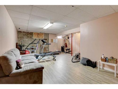 8612-100 Street, Grande Prairie, AB - Indoor Photo Showing Gym Room