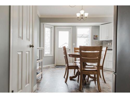 10142 115 Avenue, Grande Prairie, AB - Indoor Photo Showing Dining Room