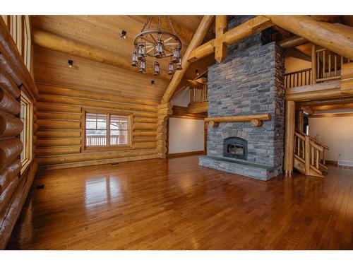 724056 Range Road 55, Rural Grande Prairie No. 1, County Of, AB - Indoor With Fireplace