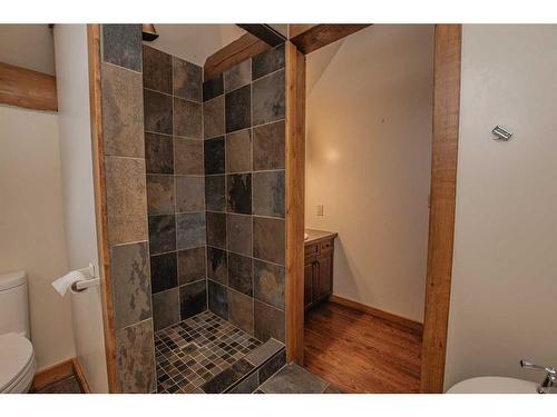 724056 Range Road 55, Rural Grande Prairie No. 1, County Of, AB - Indoor Photo Showing Bathroom