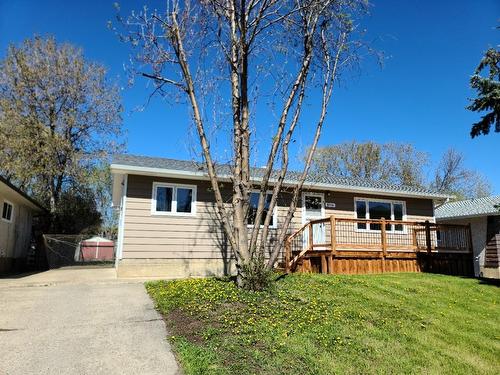 8114 96 Street, Peace River, AB - Outdoor