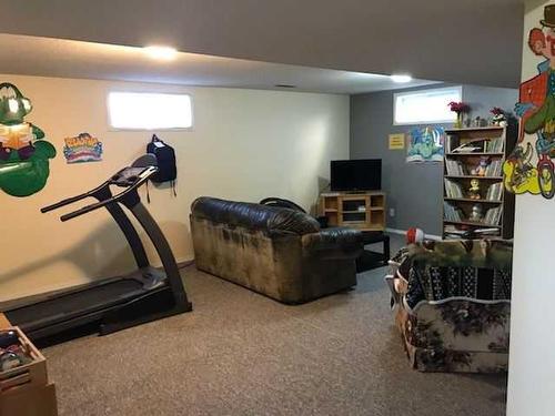 4802 48 Street, Berwyn, AB - Indoor