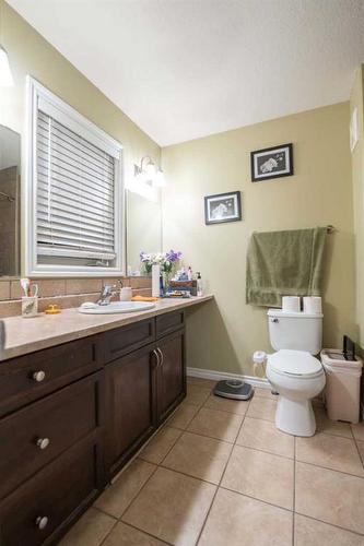 12709 105 Street, Grande Prairie, AB - Indoor Photo Showing Bathroom