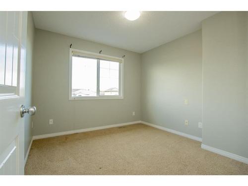 10225 85B Street, Grande Prairie, AB - Indoor Photo Showing Other Room