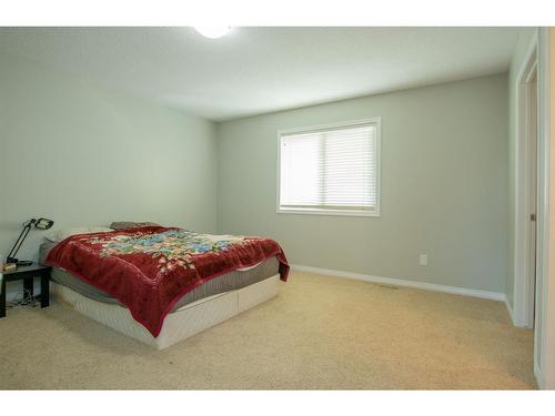 10225 85B Street, Grande Prairie, AB - Indoor Photo Showing Bedroom