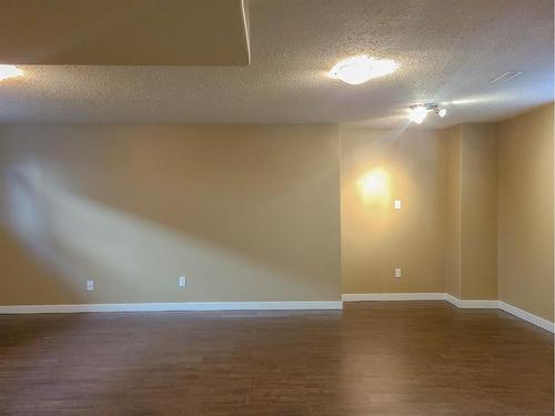 10225 85B Street, Grande Prairie, AB - Indoor Photo Showing Other Room