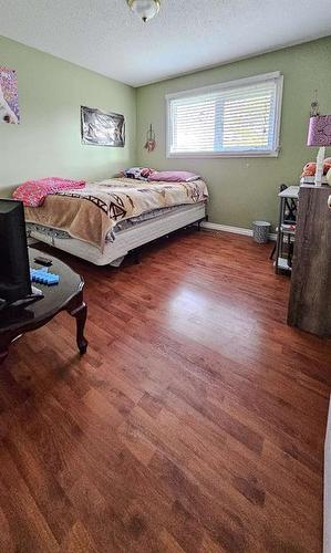 10834 99Th Avenue, Grande Cache, AB - Indoor Photo Showing Bedroom