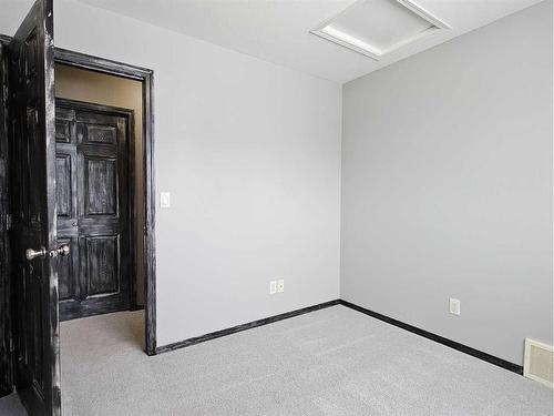 11317 71 Avenue, Grande Prairie, AB - Indoor Photo Showing Other Room