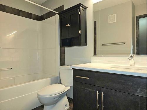 11317 71 Avenue, Grande Prairie, AB - Indoor Photo Showing Bathroom