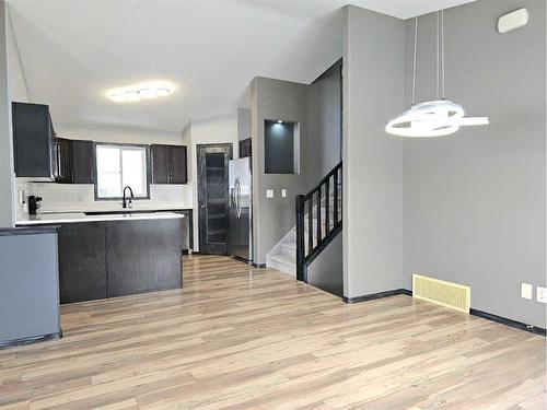 11317 71 Avenue, Grande Prairie, AB - Indoor Photo Showing Kitchen