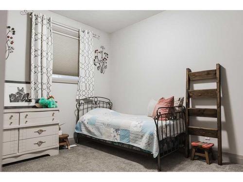 8685 122 Avenue, Grande Prairie, AB - Indoor Photo Showing Bedroom