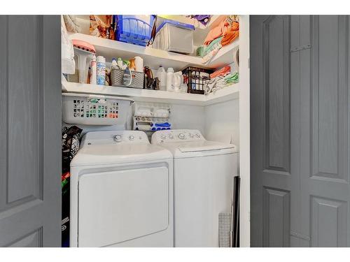 9301 105 Avenue, Grande Prairie, AB - Indoor Photo Showing Laundry Room