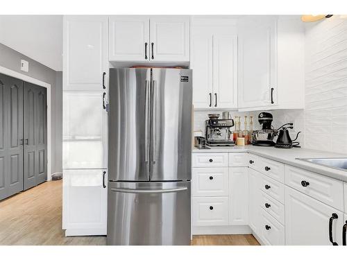 9301 105 Avenue, Grande Prairie, AB - Indoor Photo Showing Kitchen