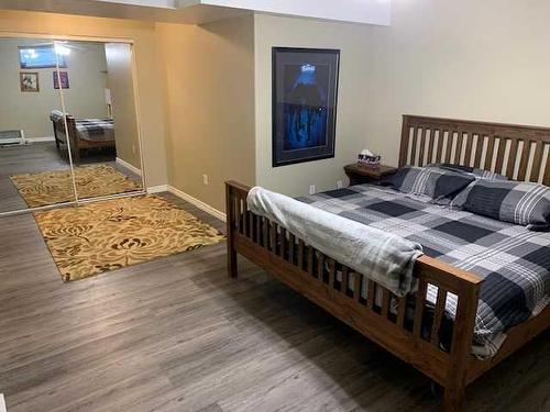 4314 54 Street, Grimshaw, AB - Indoor Photo Showing Bedroom