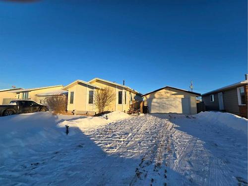 4314 54 Street, Grimshaw, AB - Outdoor