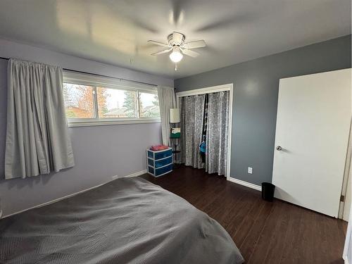 10266 111 Avenue, Grande Prairie, AB - Indoor Photo Showing Bedroom