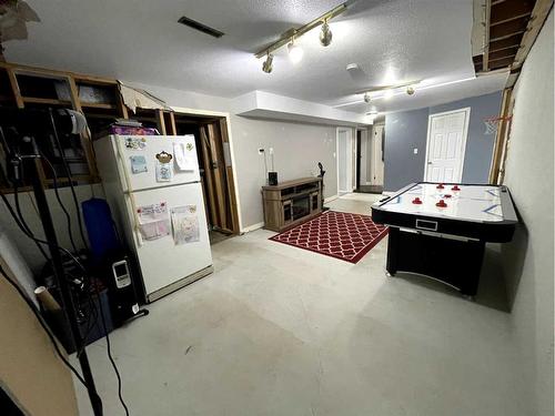 10266 111 Avenue, Grande Prairie, AB - Indoor Photo Showing Other Room