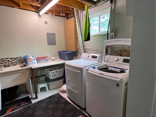 10266 111 Avenue, Grande Prairie, AB - Indoor Photo Showing Laundry Room