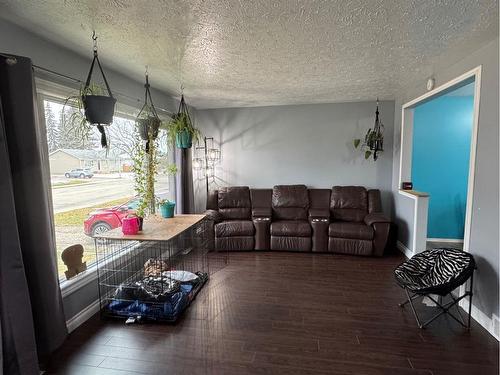 10266 111 Avenue, Grande Prairie, AB - Indoor Photo Showing Other Room