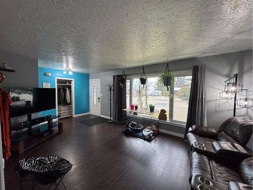 10266 111 Avenue, Grande Prairie, AB - Indoor