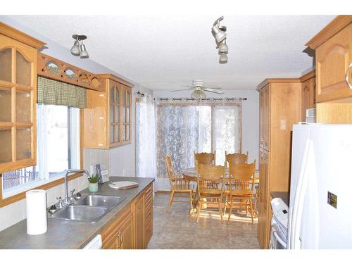 4429 54 Street, Grimshaw, AB - Indoor Photo Showing Other Room