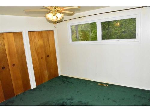 5018 49 Avenue, Berwyn, AB - Indoor Photo Showing Other Room