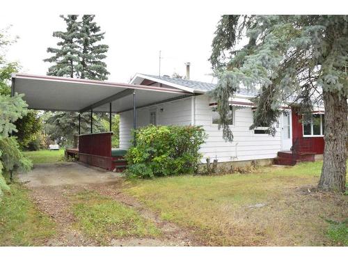 5018 49 Avenue, Berwyn, AB - Outdoor