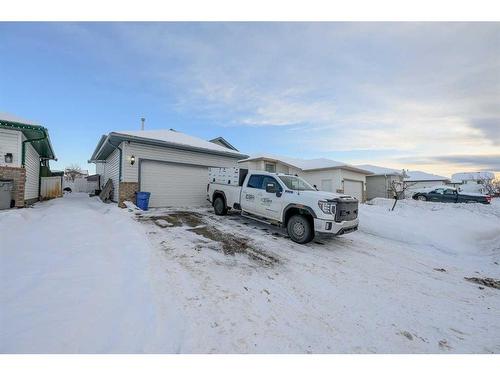 12509 98 Street, Grande Prairie, AB - Outdoor