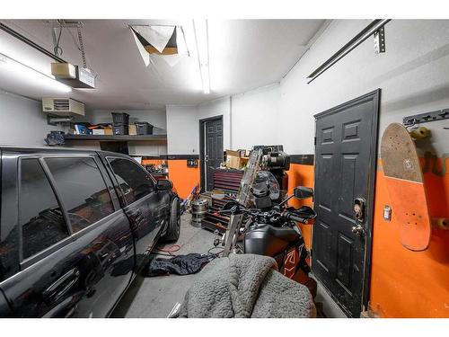 12509 98 Street, Grande Prairie, AB - Indoor Photo Showing Garage