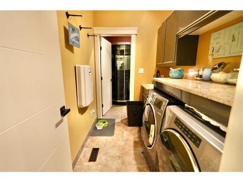 10632 85 Street, Peace River, AB - Indoor Photo Showing Laundry Room