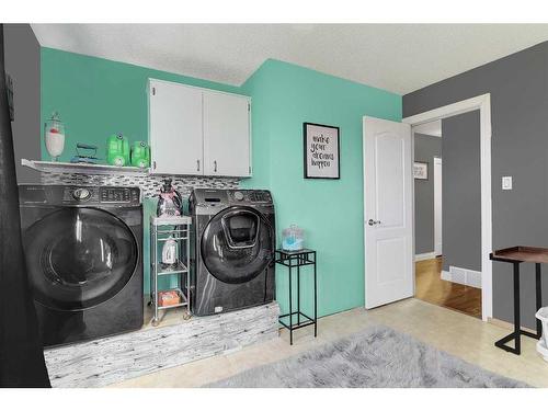 713054 Range Road 80, Rural Grande Prairie No. 1, County Of, AB - Indoor Photo Showing Laundry Room