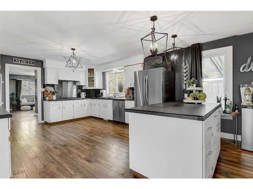 713054 Range Road 80, Rural Grande Prairie No. 1, County Of, AB - Indoor Photo Showing Kitchen With Upgraded Kitchen