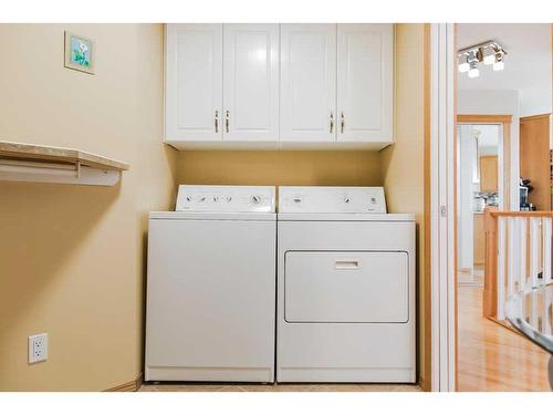 10007 104 Street, Sexsmith, AB - Indoor Photo Showing Laundry Room