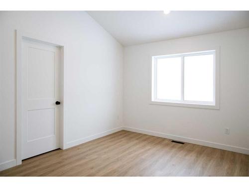 6401 113 Street, Grande Prairie, AB - Indoor Photo Showing Other Room