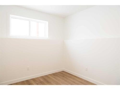 6401 113 Street, Grande Prairie, AB - Indoor Photo Showing Other Room