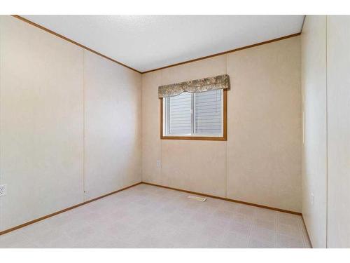 563 Stewart Street, Rural Grande Prairie No. 1, County Of, AB - Indoor Photo Showing Other Room