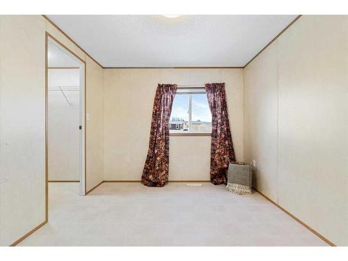 563 Stewart Street, Rural Grande Prairie No. 1, County Of, AB - Indoor Photo Showing Other Room