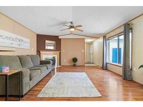 563 Stewart Street, Rural Grande Prairie No. 1, County Of, AB - Indoor Photo Showing Living Room With Fireplace