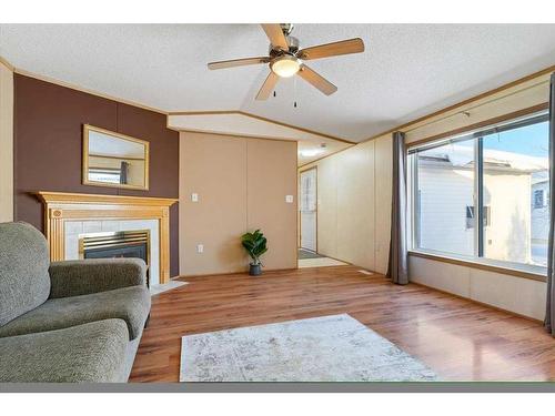 563 Stewart Street, Rural Grande Prairie No. 1, County Of, AB - Indoor Photo Showing Living Room With Fireplace