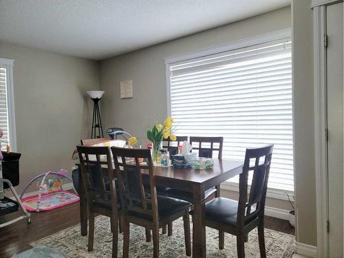 8466 102 Avenue, Grande Prairie, AB - Indoor Photo Showing Dining Room