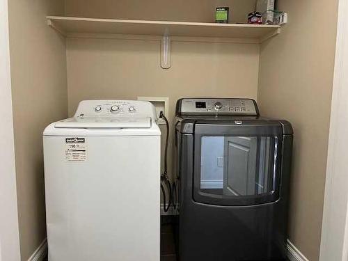 10913 60 Avenue, Grande Prairie, AB - Indoor Photo Showing Laundry Room