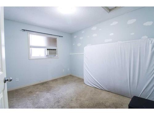 8813 88B Street, Grande Prairie, AB - Indoor Photo Showing Other Room