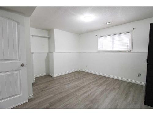 8813 88B Street, Grande Prairie, AB - Indoor Photo Showing Other Room