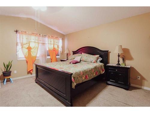 8813 88B Street, Grande Prairie, AB - Indoor Photo Showing Bedroom